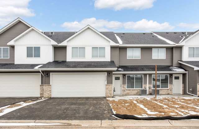 Like New Townhome for RENT 3bd3ba2gar INTERIOR UNIT available Feb 01; possibly sooner - 6158 Manchester Avenue Northeast, Otsego, MN 55301
