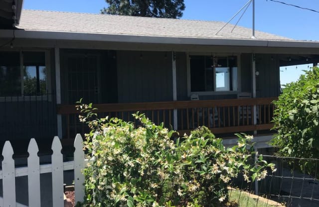14748 Sutter Highlands Dr - 14748 Sutter Highlands Drive, Amador County, CA 95685
