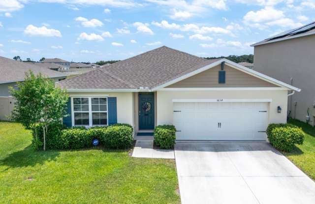 Beautiful 4-Bedroom Home with WATERFRONT view in the Summerly Community of Saint Cloud! Gallery 1
