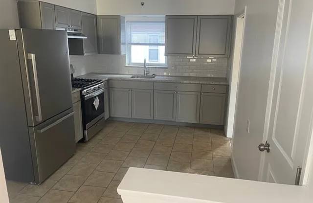 300 Broad Avenue photos photos