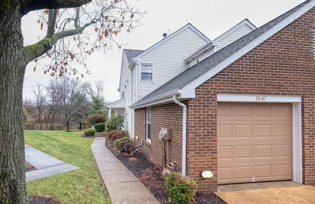 US OPEN JUNE 7--16, 2025 RENTAL: Almost across the strreet from Oakmont Country Club - 1547 Merion Lane, Oakmont, PA 15139 US OPEN JUNE 7--16, 2025 RENTAL: Almost across the strreet from Oakmont Country Club - 1547 Merion Lane, Oakmont, PA 15139