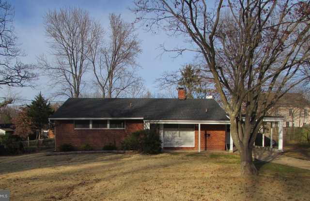 7305 CHARLOTTE Street - 7305 Charlotte Street, Springfield, VA 22150