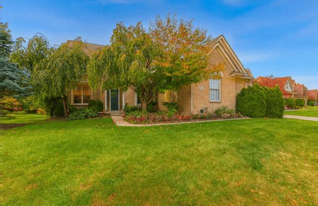 558 Highlands Dr photos photos