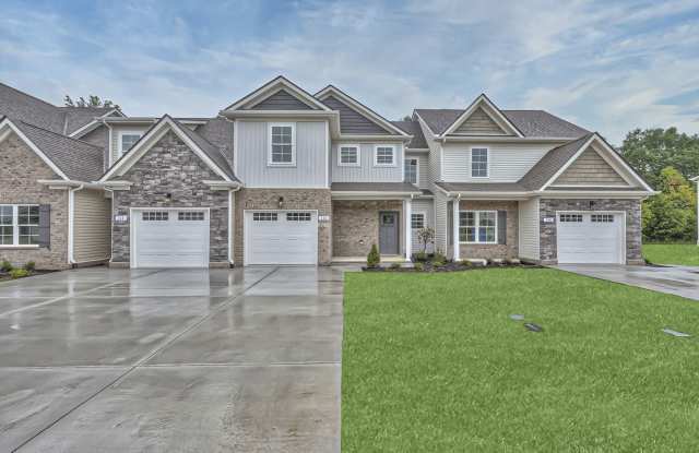 Beautiful LIKE NEW 3 Bed 2.5 Bath Townhome in Manchester! photos photos