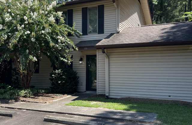 20 Holly Pines Lane - 20 Holly Pines Lane, Pinehurst, NC 28374