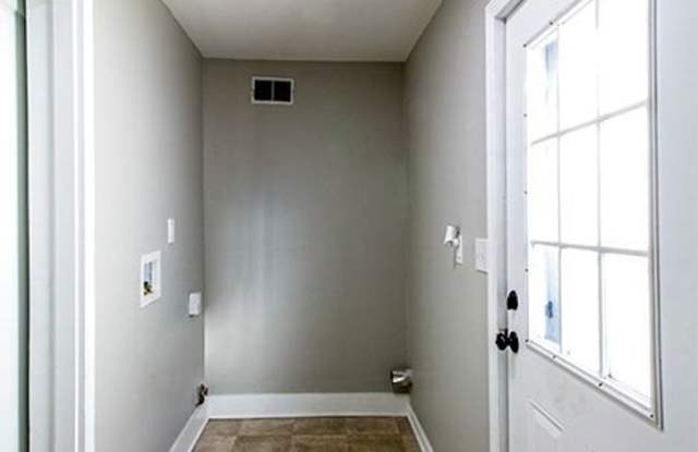 Newly Renovated 3 Shotgun Style Home - 418 Marret Avenue, Louisville, KY 40208