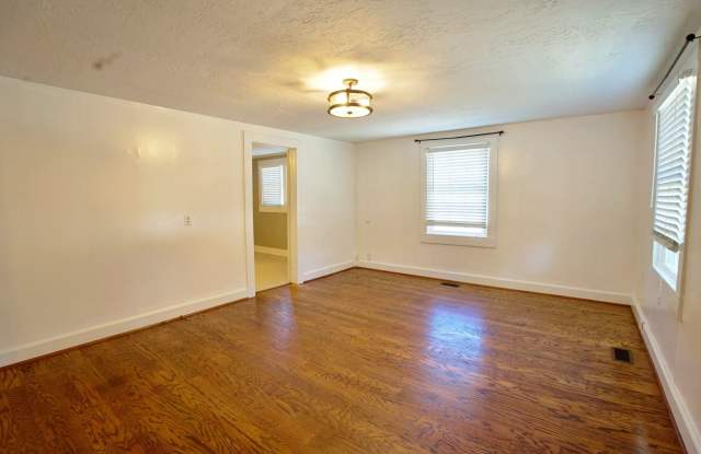 Great location. Fresh look. Affordable living near JSU! Gallery 3
