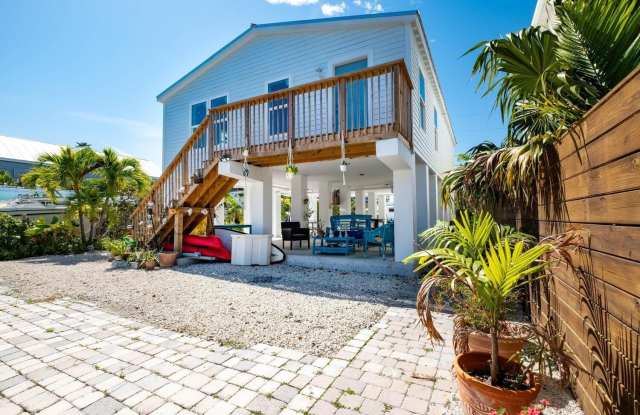 142 Airstream Lane photos photos