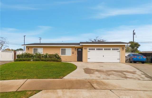 1647 N Lake photos photos