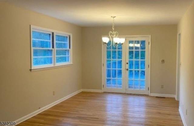 279 Cherry Valley Rd photos photos