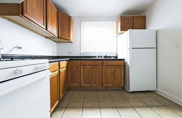 8255 S Maryland Gallery 1