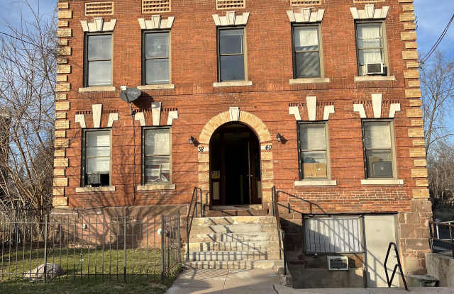 40 Sanford St photos photos