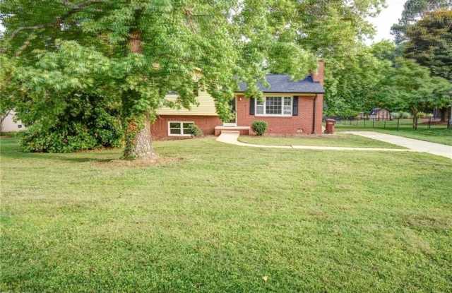 318 Collinwood Drive photos photos