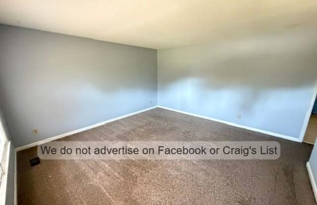 Tiffany Pines- 1492 Chromium Court Gallery 3