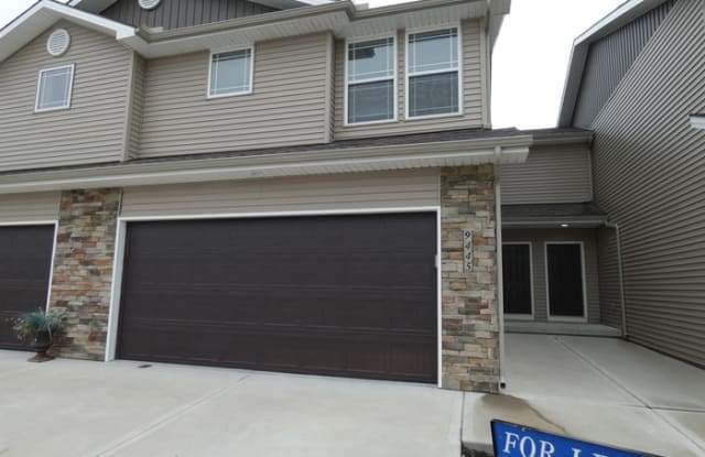 9445 North Baltimore Avenue - 9445 N Baltimore Ave, Kansas City, MO 64155