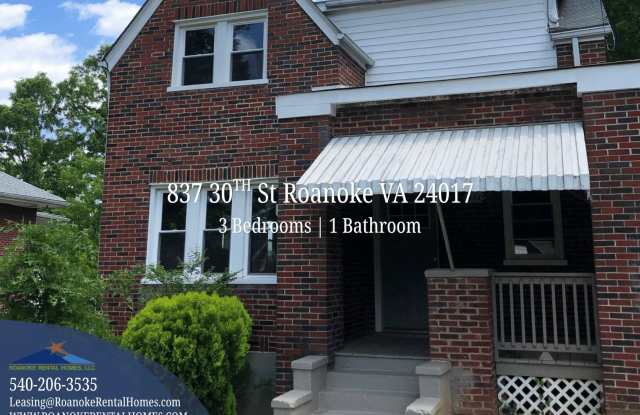 837 30th St 3 Bedroom|1 Bathroom $1,295 Gallery 1