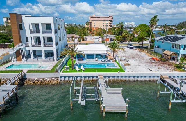 111 PUNTA VISTA DRIVE - 111 Punta Vista Drive, St. Pete Beach, FL 33706
