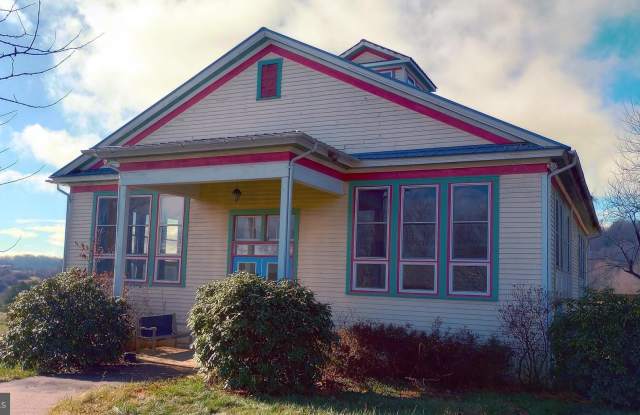 21-NW BELLE MEADE Lane - 21 Belle Meade Lane, Rappahannock County, VA 22740