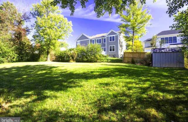 1817 WESTMORELAND STREET photos photos