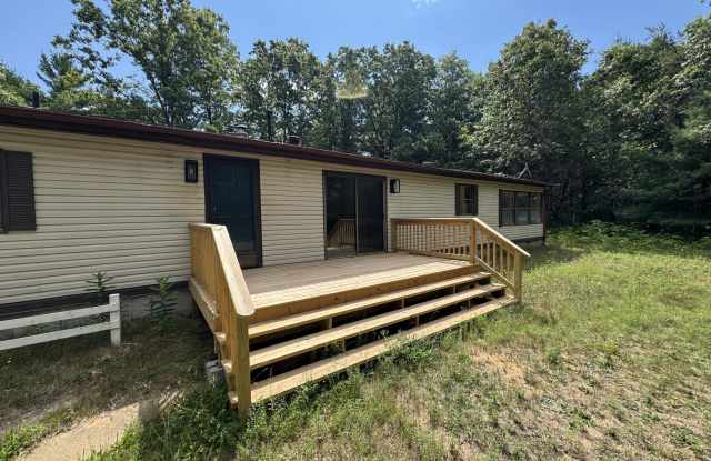 2995 S Pine Avenue photos photos