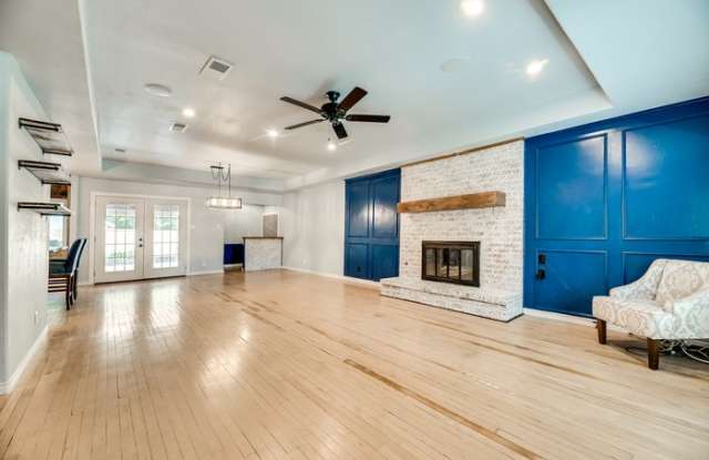 331 Drexel Drive Gallery 2