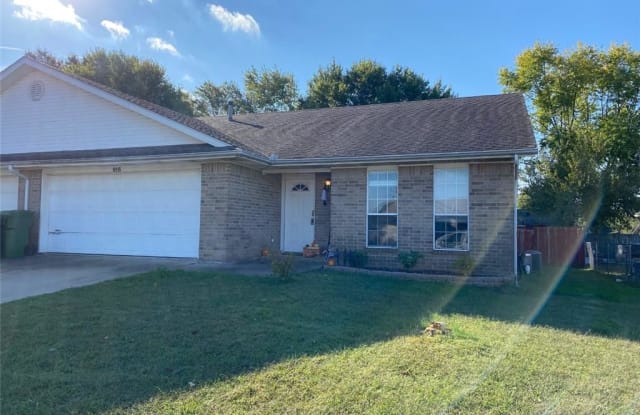 916  E Mimosa  PL - 916 East Mimosa Place, Rogers, AR 72756
