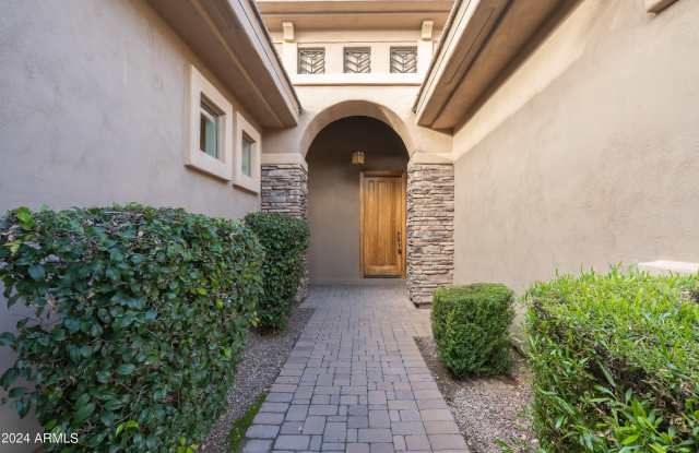 4362 E SANTA FE Court Gallery 4