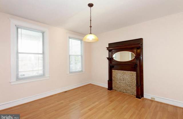 436 MANOR PLACE NW Gallery 2