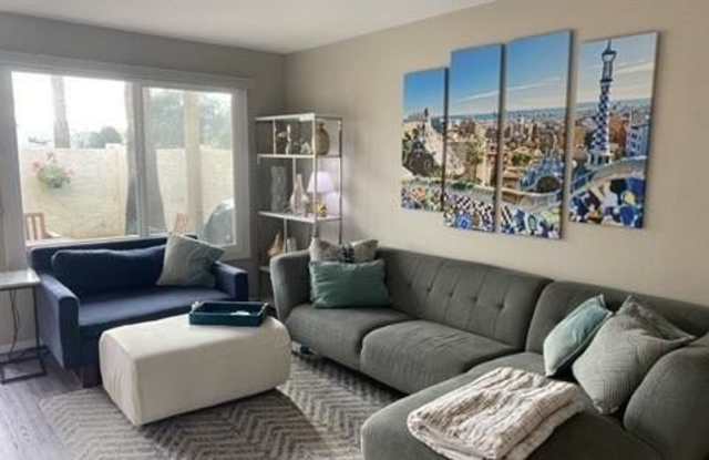 7834 E KEIM Drive Gallery 1
