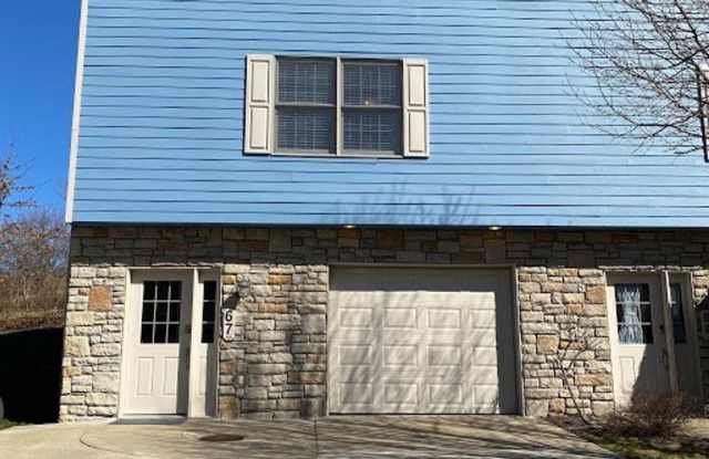 3 bed/2 half bath 2 Full bath Townhouse in Morgantown - Close to Interstate 68 - Available 10/23/2026 Gallery 1