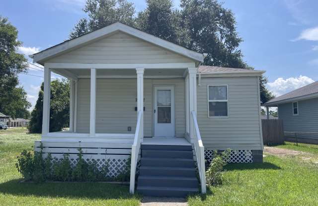 2422 Stafford Street photos photos