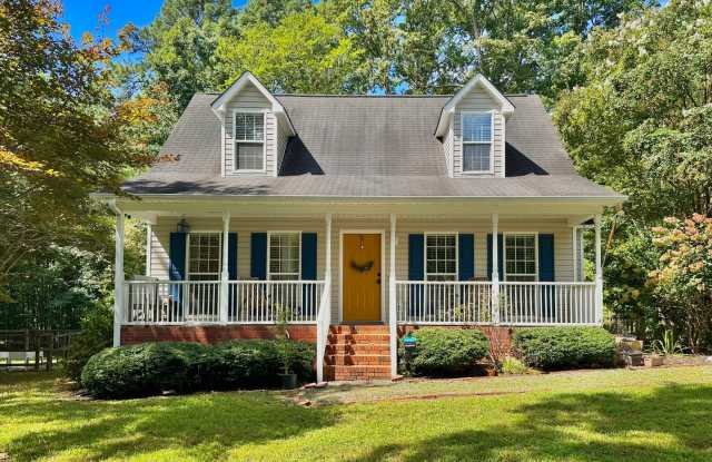 Charming Country Cottage Only 23 Mins from RTP photos photos