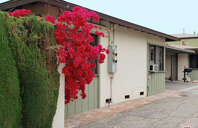 2836 West SILVER LAKE Drive Gallery 2