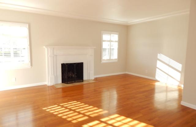 4892 Hart Drive Gallery 3