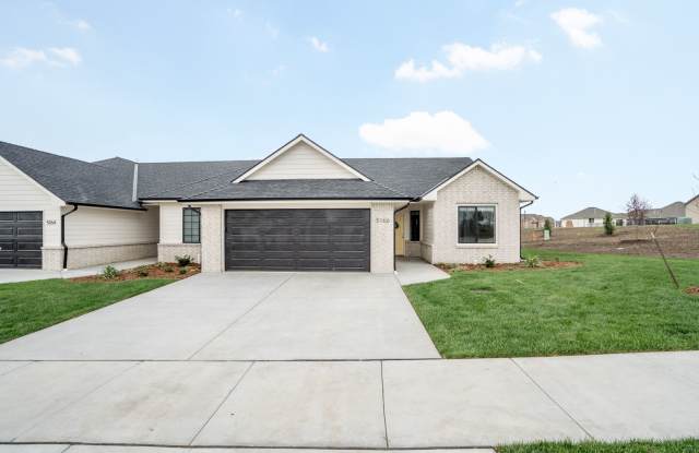 Beautiful Villa in Independent Senior Living Community 55+ - 5171 North Villa Place, Bel Aire, KS 67226