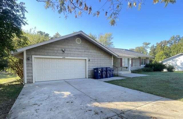 3 Bedroom 2 Bath in Troy, MO Gallery 3