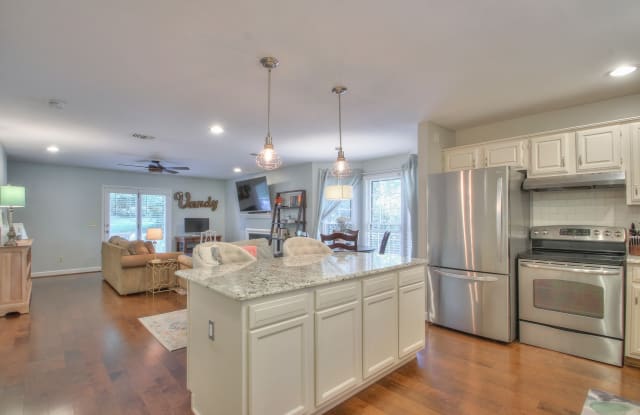 3321 Lealand Lane photos photos