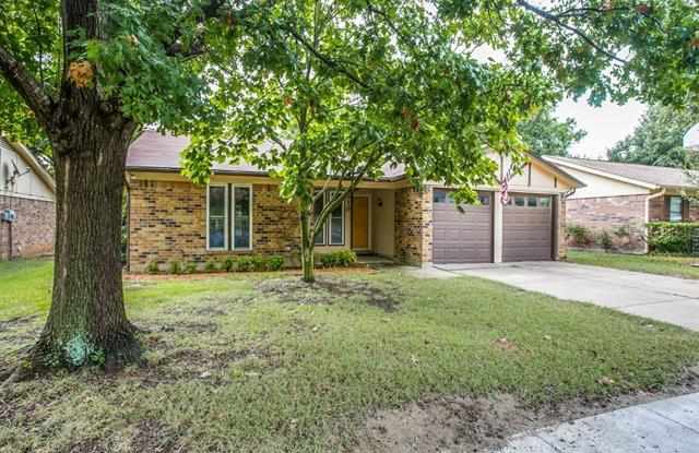 919 Willow Circle N Gallery 2
