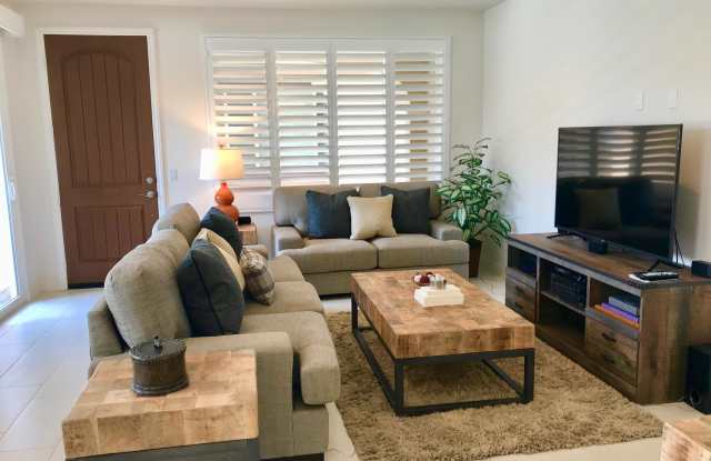 52439 Hawthorn Court Gallery 2