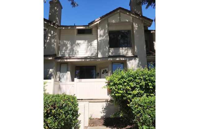 2595 Plaza Del Amo - 2595 Plaza del Amo, Torrance, CA 90503