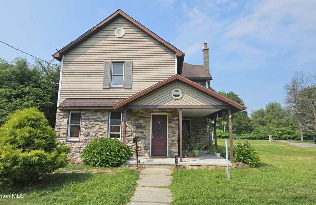 608 S Valley Avenue unit: Apt B - 608 South Valley Avenue, Olyphant, PA 18447 608 S Valley Avenue unit: Apt B - 608 South Valley Avenue, Olyphant, PA 18447