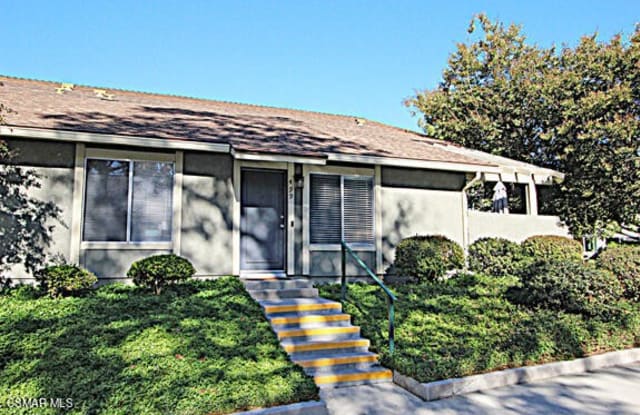 499 Serento Circle - 499 Serento Circle, Thousand Oaks, CA 91360