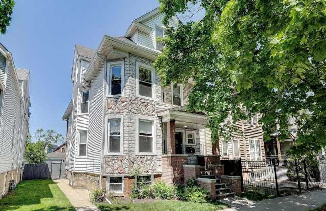 2634 N Lawndale Avenue photos photos