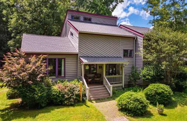 Beautiful & Spacious 3 Bedroom 3 Baths photos photos