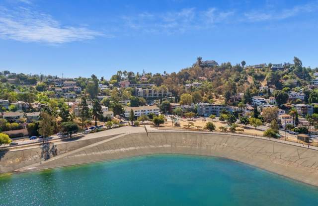 2330 Duane St photos photos