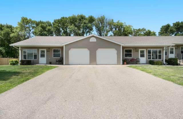 2614 Poetters Cir photos photos