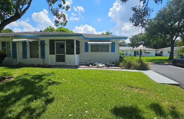 1140 NW 85th Ave photos photos