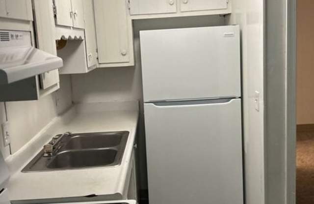 2578 Alcott Rd - 2578 Alcott Road, Bellwood, VA 23237