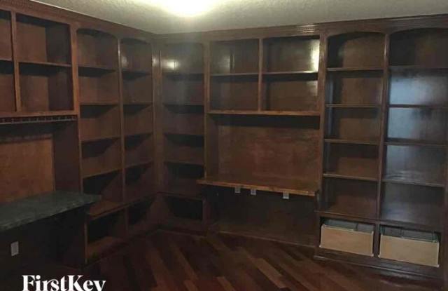 3633 Greatwood Court Gallery 3