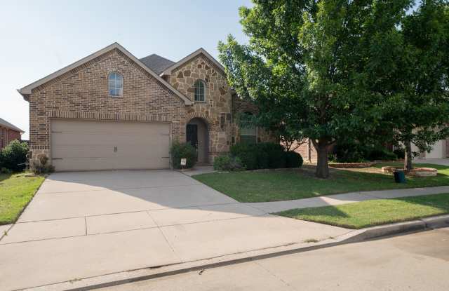 Stunning Paloma Creek Single Story - 504 Hummingbird Drive, Paloma Creek South, TX 75068